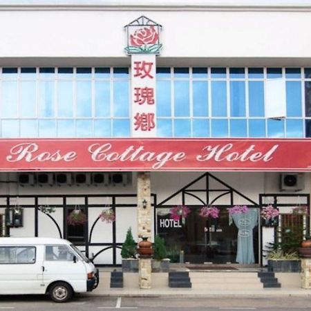 Rose Cottage Hotel Taman Impian Senai Johor Bahru Exteriér fotografie
