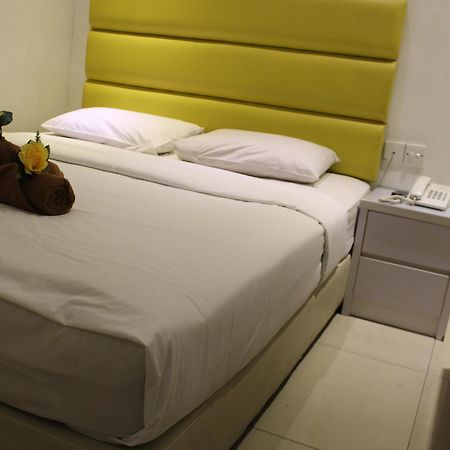 Rose Cottage Hotel Taman Impian Senai Johor Bahru Exteriér fotografie