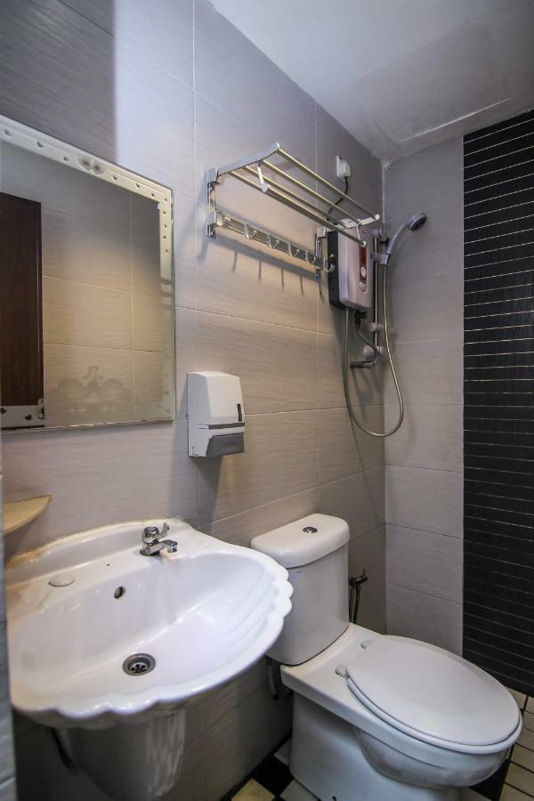 Rose Cottage Hotel Taman Impian Senai Johor Bahru Exteriér fotografie